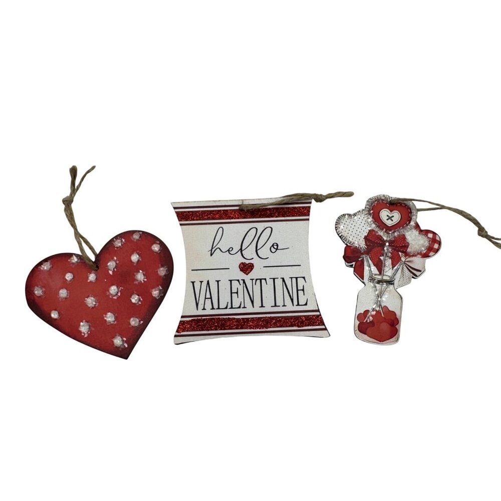 Valentines Day Set Of 3 Wooden Hanging Ornaments Heart Love Tiered Tray Decor